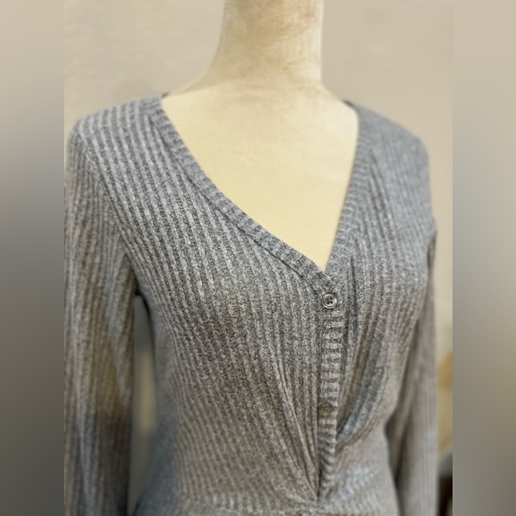 SOLD 🤑 Midi Sweater Dress - Picture 3 of 4